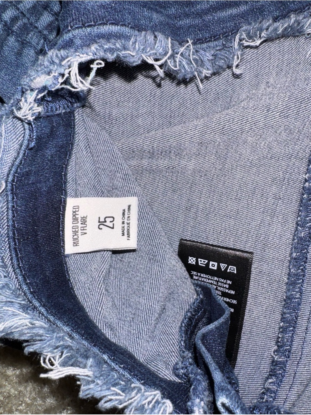 BDJ RUCHED LOW RISE JEANS - Picture 3 of 3